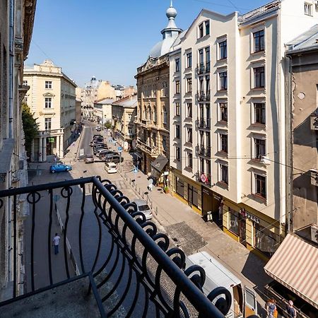 Romari Гнатюка 3 Apartment Lviv Luaran gambar