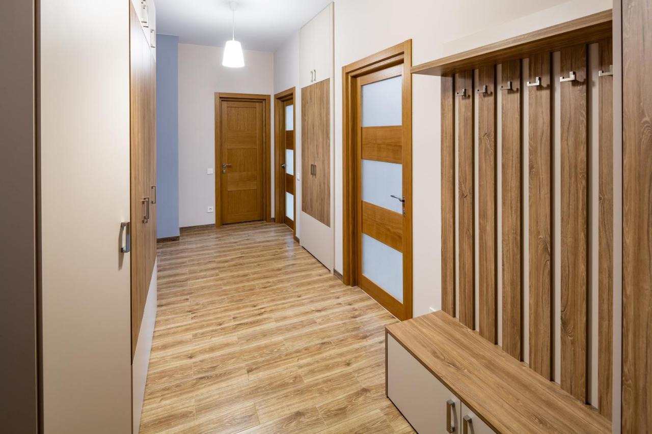 Romari Гнатюка 3 Apartment Lviv Luaran gambar