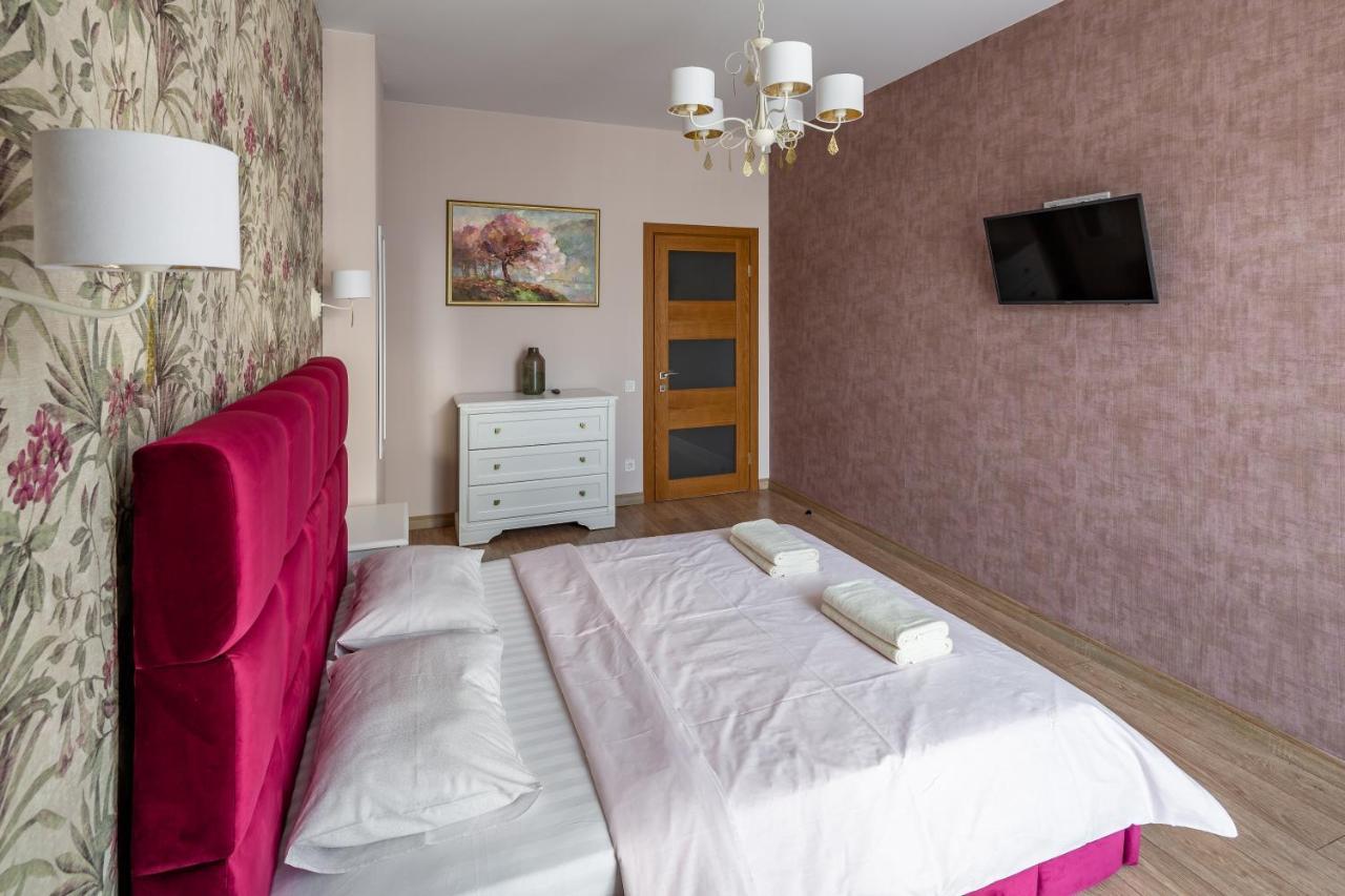 Romari Гнатюка 3 Apartment Lviv Luaran gambar
