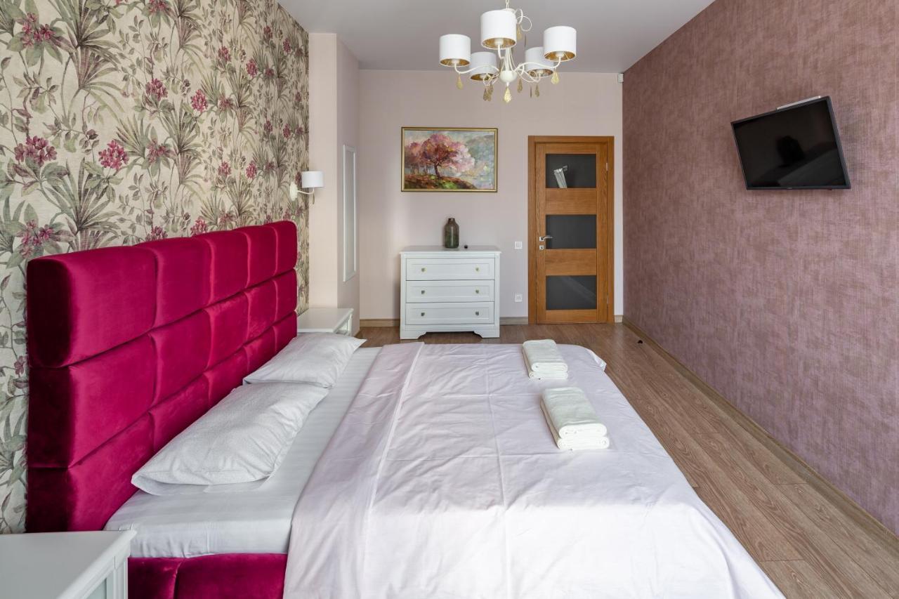 Romari Гнатюка 3 Apartment Lviv Luaran gambar